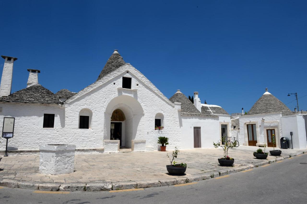 Trullo Vino & Amore Alberobello Exterior photo